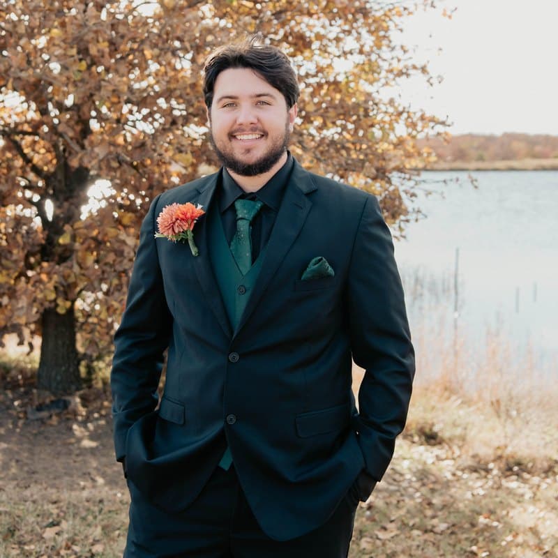 Seth Garcia headshot